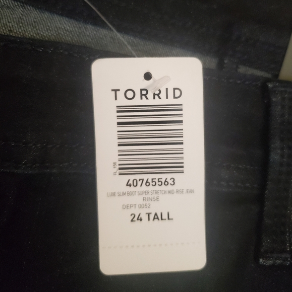 NWT, Torrid Luxe Slim Bootcut, size 24T - Picture 2 of 6